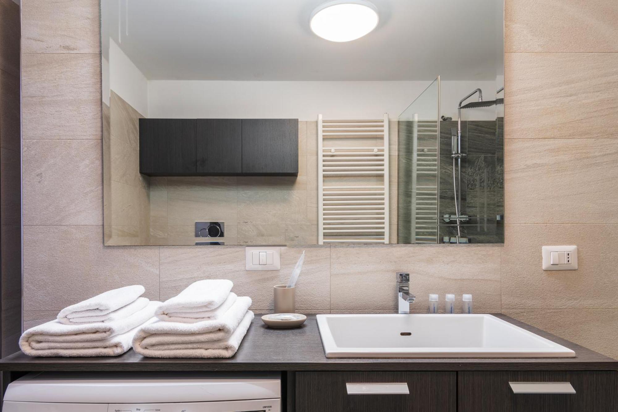 Easyhomes - Spiga Appartement *